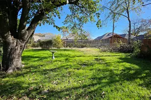 302 N Cottonwood Dr, Richardson, TX 75080 - Photo 17