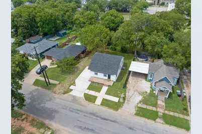 412 S Montgomery Street, Sherman, TX 75090 - Photo 1