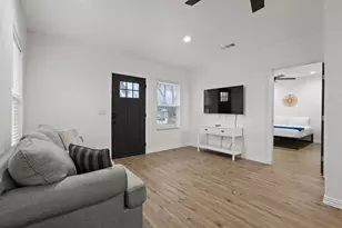 412 S Montgomery St, Sherman, TX 75090 - Photo 13