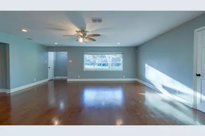 3446 Silverwood Lane, Dallas, TX 75233 - Photo 9