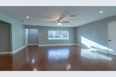 3446 Silverwood Lane, Dallas, TX 75233 - Photo 7