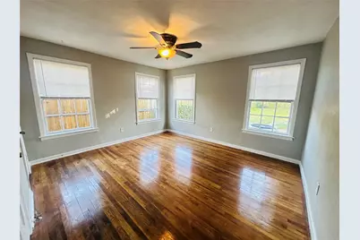 821 W Church Street, Grand Prairie, TX 75050 - Photo 15