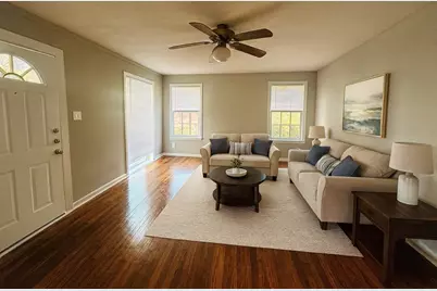 821 W Church Street, Grand Prairie, TX 75050 - Photo 3