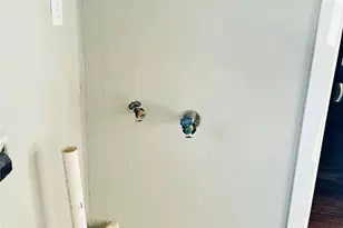 821 W Church St, Grand Prairie, TX 75050 - Photo 23