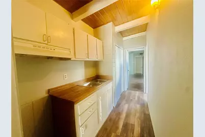 821 W Church Street, Grand Prairie, TX 75050 - Photo 27