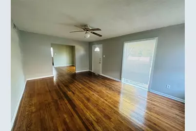 821 W Church Street, Grand Prairie, TX 75050 - Photo 7