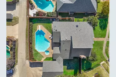 2341 Heatherwoods Way, Carrollton, TX 75007 - Photo 35