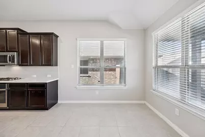 824 San Madrid Trail, Fort Worth, TX 76052 - Photo 11