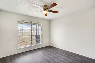 2705 Warren Lane, Fort Worth, TX 76112 - Photo 15