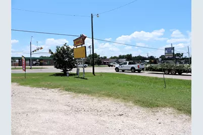 2324 W Main Street, Gun Barrel City, TX 75156 - Photo 5