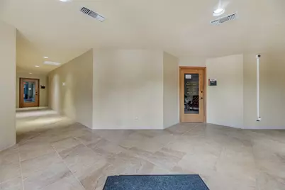 726 Dalworth Street, Grand Prairie, TX 75050 - Photo 5