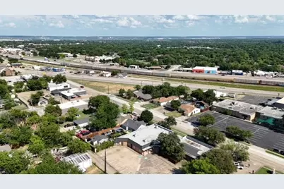 726 Dalworth Street, Grand Prairie, TX 75050 - Photo 23