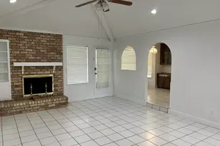 1709 Vicksburg Dr, Bedford, TX 76022 - Photo 5