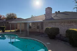 1709 Vicksburg Dr, Bedford, TX 76022 - Photo 1