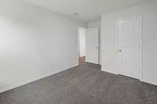 909 Jefferson Wy, Sherman, TX 75090 - Photo 9