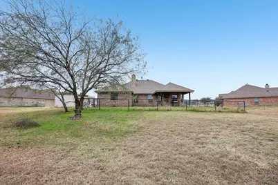 118 Kenya Court, Springtown, TX 76082 - Photo 33
