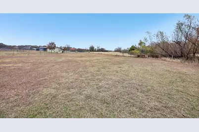 118 Kenya Court, Springtown, TX 76082 - Photo 35