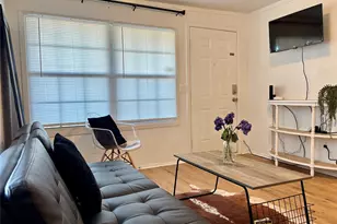 410 S Lillian St, Stephenville, TX 76401 - Photo 3