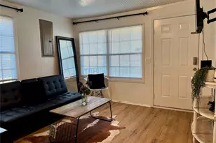 410 S Lillian St, Stephenville, TX 76401 - Photo 5