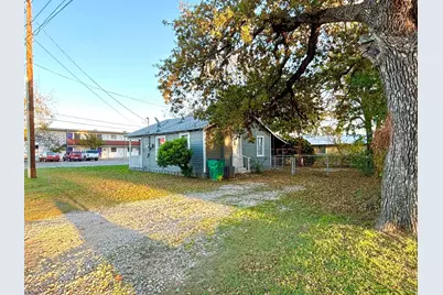 410 S Lillian Street, Stephenville, TX 76401 - Photo 13