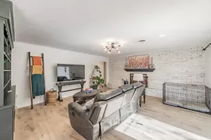 1408 Comanche Ct, Arlington, TX 76012 - Photo 17