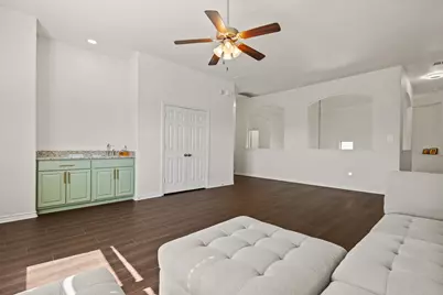 417 Burberry Drive, Grand Prairie, TX 75052 - Photo 17