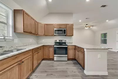 1708 Wright Street, Greenville, TX 75401 - Photo 7