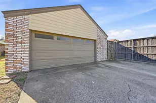 3421 Cross Bend Rd, Plano, TX 75023 - Photo 17