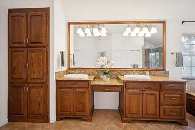 7545 Primrose Drive, Irving, TX 75063 - Photo 23