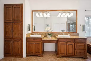 7545 Primrose Dr, Irving, TX 75063 - Photo 23