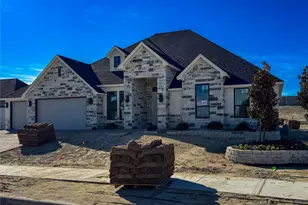 8114 Luanna Hills Dr, Benbrook, TX 76126 - Photo 1
