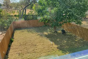 4714 Frank, Dallas, TX 75210 - Photo 21