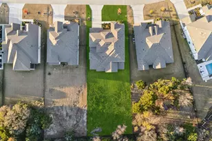 1321 Mcclintock Dr, Shady Shores, TX 76208 - Photo 37