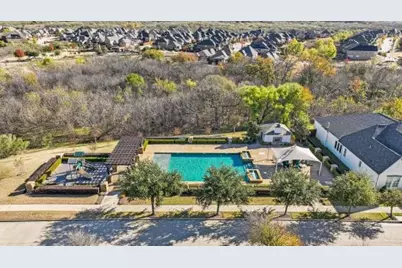 2201 Shakespeare Street, Carrollton, TX 75010 - Photo 35