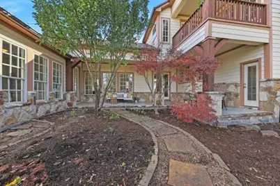 2201 Shakespeare Street, Carrollton, TX 75010 - Photo 31