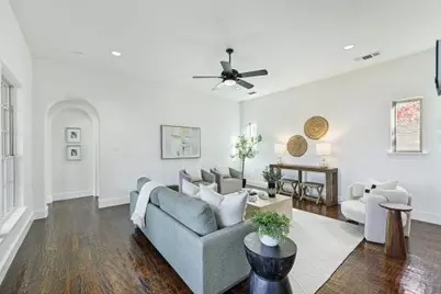 2201 Shakespeare Street, Carrollton, TX 75010 - Photo 15