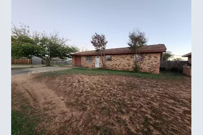 9 Palmer, Merkel, TX 79536 - Photo 3