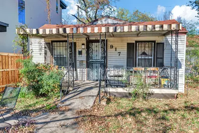 917 Walkway Street, Dallas, TX 75212 - Photo 9