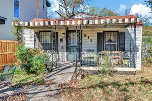 917 Walkway St, Dallas, TX 75212 - Photo 9