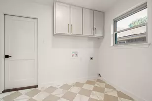 906 Purdue Dr, Arlington, TX 76012 - Photo 27