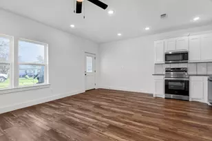 301 Anderson St, Whitesboro, TX 76273 - Photo 5