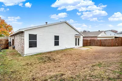 1422 Danbury Drive, Garland, TX 75040 - Photo 11