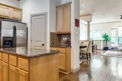 3028 Carmel Street, Dallas, TX 75204 - Photo 5
