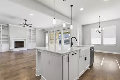 287 Paluxy Street, Burleson, TX 76028 - Photo 13