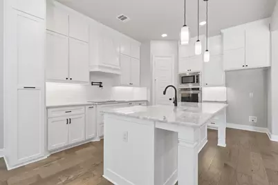 287 Paluxy Street, Burleson, TX 76028 - Photo 3