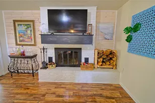 1210 Miller St, Bowie, TX 76230 - Photo 7