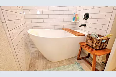 1210 Miller Street, Bowie, TX 76230 - Photo 23