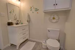 1210 Miller St, Bowie, TX 76230 - Photo 21
