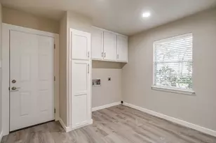 1921 Red Oak Dr, Burleson, TX 76028 - Photo 35