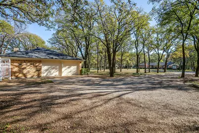 1921 Red Oak Drive, Burleson, TX 76028 - Photo 5